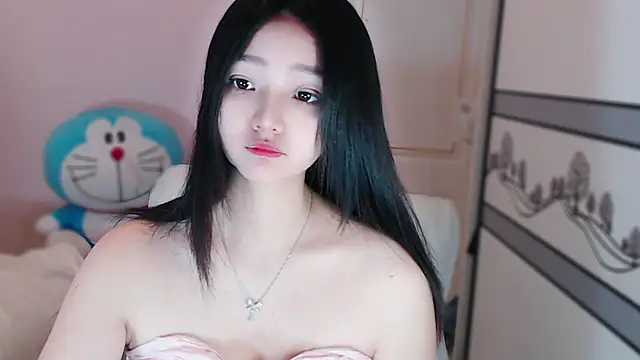 xiao-xiao-D online show from March 19, 2025, 5:19 am