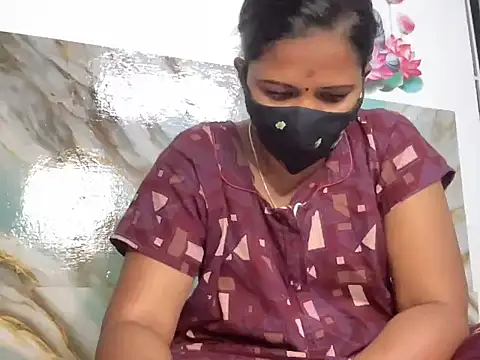 Tamil Sanjana  online show from November 27, 2025, 1:35 pm