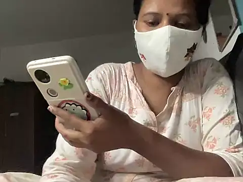 Snapshot of Tamil_Sanjana_ chatting on April 6, 2026, 6:20 pm Tamil Sanjana online show from April 6, 2026, 6:20 pm
