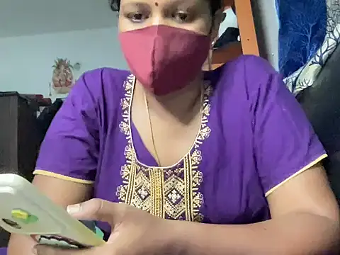 Snapshot of Tamil_Sanjana_ chatting on April 20, 2026, 5:26 pm Tamil Sanjana online show from April 20, 2026, 5:26 pm