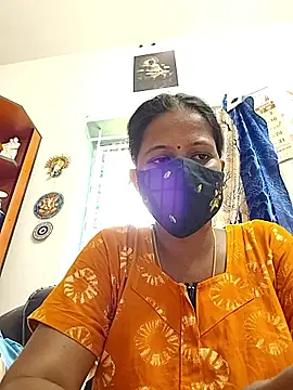 Snapshot of Tamil_Sanjana_ chatting on May 3, 2026, 6:52 am Tamil Sanjana online show from May 3, 2026, 6:52 am