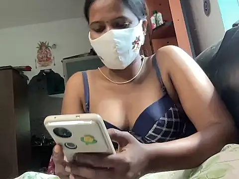 Snapshot of Tamil_Sanjana_ chatting on May 19, 2026, 8:31 am Tamil Sanjana online show from May 19, 2026, 8:31 am