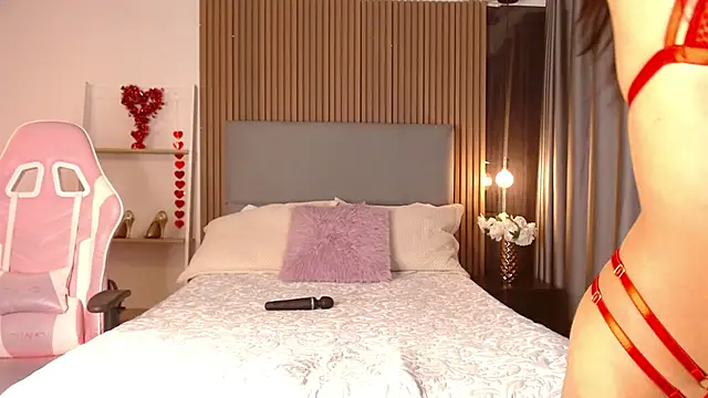 Sienna Blake  online show from October 4, 2025, 3:21 pm