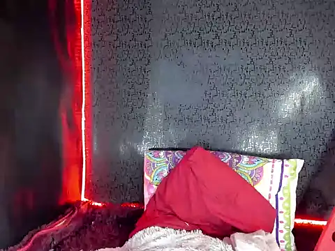 katizaldana online show from February 26, 2025, 3:21 am