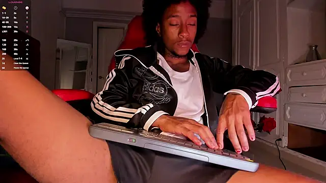 JhonyMiller  online show from December 1, 2025, 7:52 pm