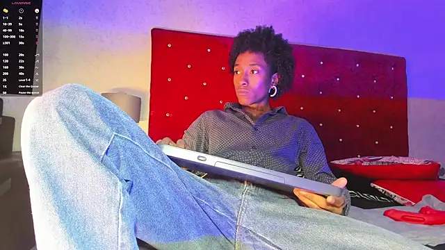 JhonyMiller  online show from December 20, 2025, 7:32 pm