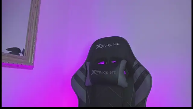 nathyy garcia online show from April 19, 2026, 4:23 am