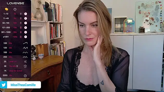 Snapshot of MissTheaCamille chatting on March 10, 2025, 7:29 pm MissTheaCamille online show from March 10, 2025, 7:29 pm