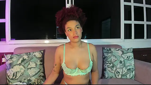 loladupont online show from September 22, 2025, 2:57 am