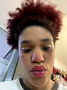 loladupont online show from December 22, 2025, 3:03 am