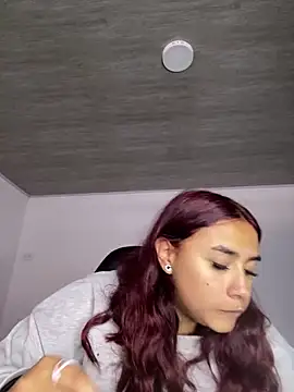 michell boobs  online show from March 3, 2025, 12:58 pm