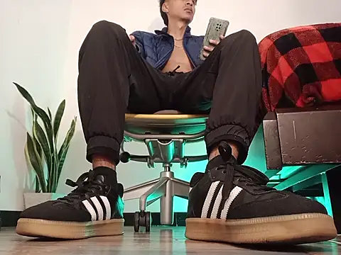 codysmith online show from November 18, 2025, 1:04 pm