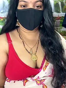 FlatVincy4 online show from October 6, 2025, 3:37 am