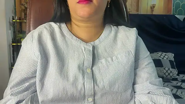 FlatVincy4 online show from March 27, 2026, 3:01 pm