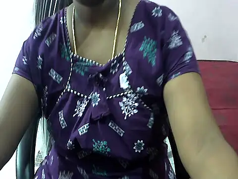Snapshot of telugu_indhu_0001 chatting on June 3, 2026, 4:45 pm telugu indhu 0001 online show from June 3, 2026, 4:45 pm