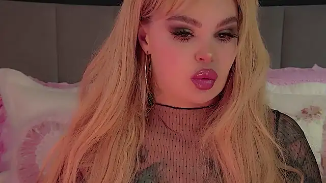 Snapshot of Marussia_luxury chatting on March 20, 2025, 9:48 am Marussia luxury online show from March 20, 2025, 9:48 am