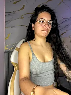 Rosita forever  online show from September 12, 2025, 1:33 pm