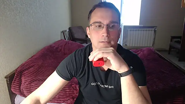 Sanderx online show from March 4, 2025, 2:21 pm