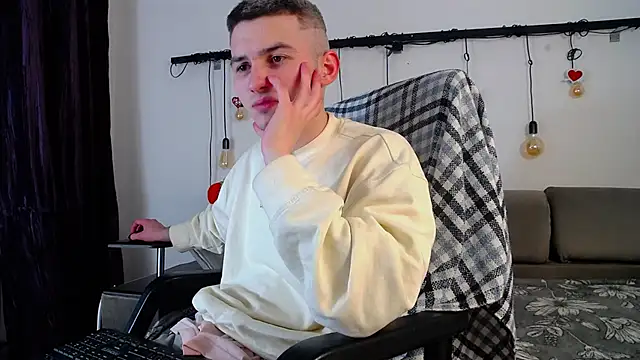 Devin Jay online show from February 7, 2025, 8:10 pm