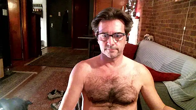 Snapshot of Johnny_Bottoms chatting on March 18, 2025, 1:10 am Johnny Bottoms online show from March 18, 2025, 1:10 am