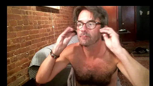Snapshot of Johnny_Bottoms chatting on September 20, 2025, 12:39 pm Johnny Bottoms online show from September 20, 2025, 12:39 pm