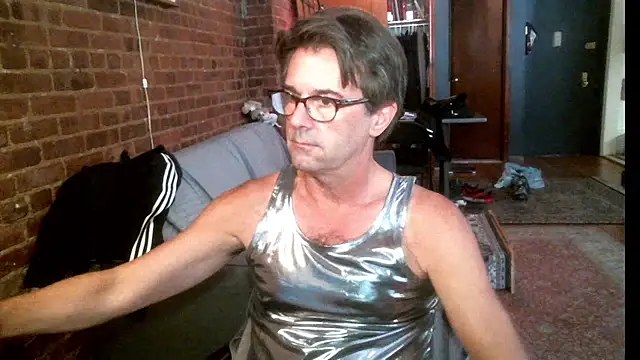 Snapshot of Johnny_Bottoms chatting on September 21, 2025, 4:52 pm Johnny Bottoms online show from September 21, 2025, 4:52 pm