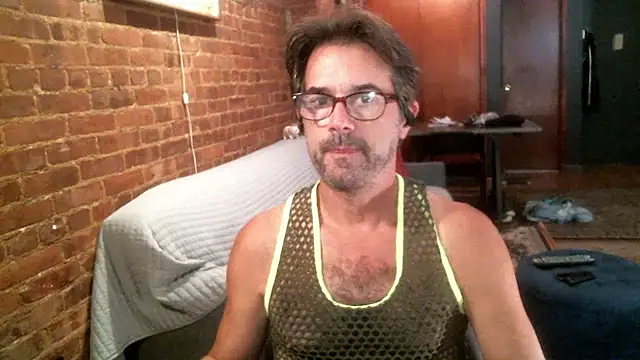 Snapshot of Johnny_Bottoms chatting on September 28, 2025, 1:38 pm Johnny Bottoms online show from September 28, 2025, 1:38 pm
