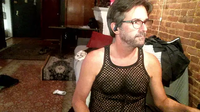 Snapshot of Johnny_Bottoms chatting on October 1, 2025, 11:00 pm Johnny Bottoms online show from October 1, 2025, 11:00 pm