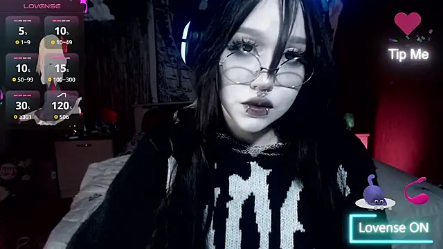 chloe crystall killer online show from October 27, 2025, 12:26 am