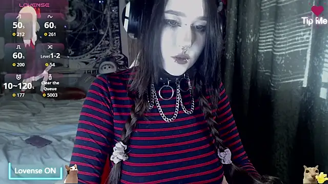 Snapshot of chloe_crystall_killer chatting on June 7, 2026, 10:52 am chloe crystall killer online show from June 7, 2026, 10:52 am