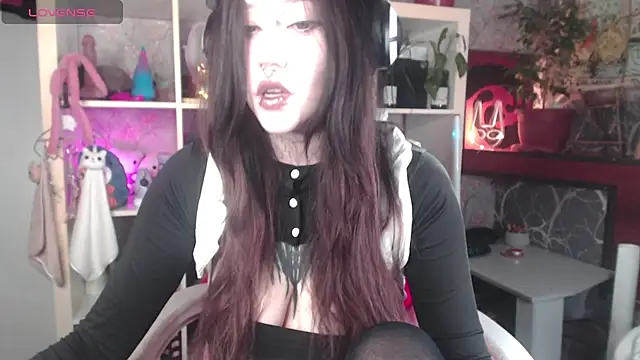 chloe crystall killer online show from July 20, 2026, 11:45 am