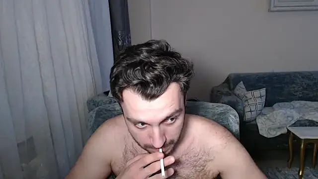 handsomeee04 online show from March 11, 2026, 10:05 pm