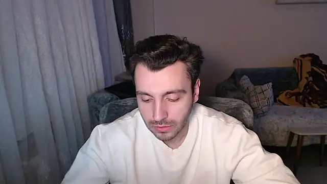 handsomeee04 online show from March 12, 2026, 9:10 pm