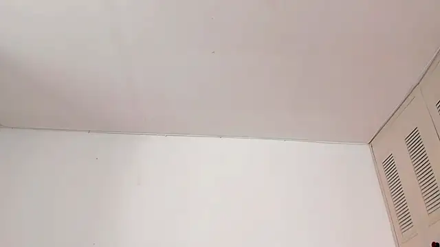 emmaTorres1 online show from January 28, 2025, 5:24 pm