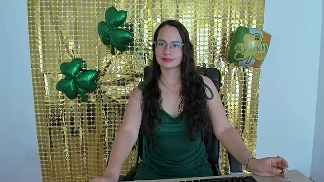 emmaTorres1 online show from March 17, 2025, 7:26 pm