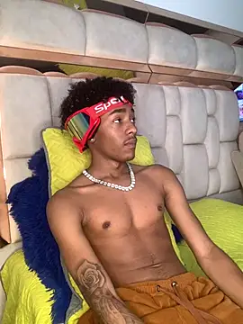 Boy cock18 online show from March 22, 2025, 5:41 pm