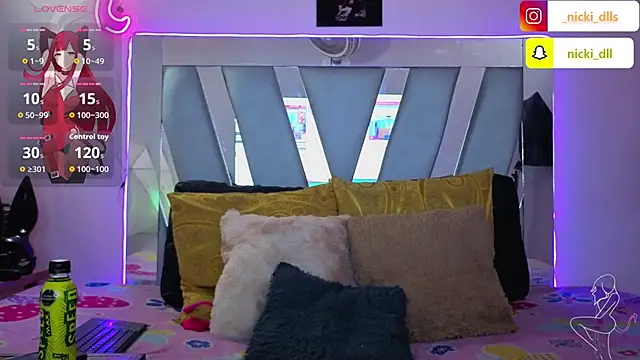 supradoll online show from October 3, 2025, 6:16 pm