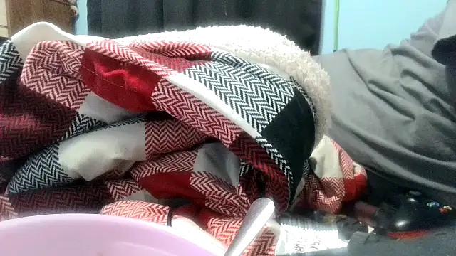 party51502 online show from September 19, 2025, 4:47 am