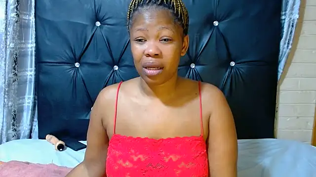 Snapshot of EROTIC_BARBIE28 chatting on June 20, 2026, 4:37 am EROTIC BARBIE28 online show from June 20, 2026, 4:37 am