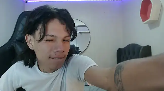 andy dan18 online show from January 19, 2025, 4:14 pm