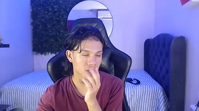 andy dan18 online show from January 23, 2025, 5:52 pm