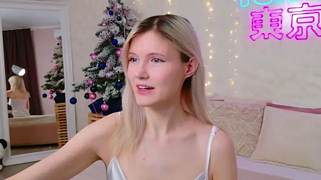 NellieLoyns online show from January 6, 2026, 5:16 pm