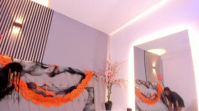 GysellHanson online show from November 2, 2025, 11:23 am