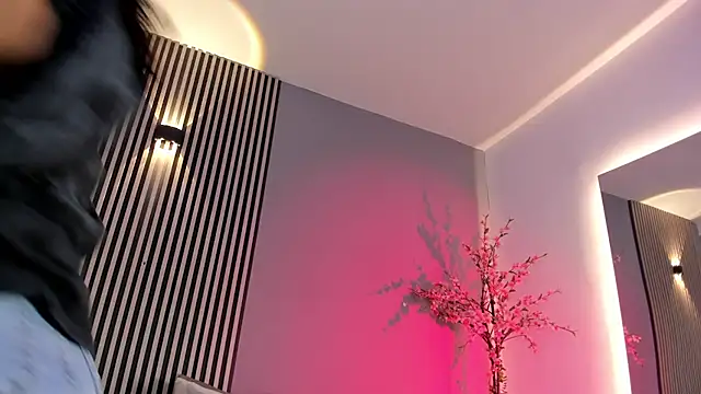 GysellHanson online show from March 6, 2026, 11:39 am