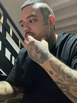 El Titan1998 online show from January 25, 2025, 2:47 pm