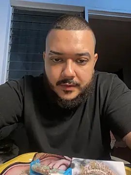 El Titan1998 online show from November 13, 2025, 11:03 pm