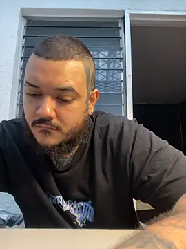 El Titan1998 online show from November 14, 2025, 10:07 pm