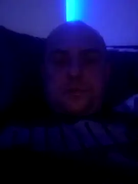 Snapshot of Arturoooo40 chatting on April 29, 2026, 8:37 pm Arturoooo40 online show from April 29, 2026, 8:37 pm