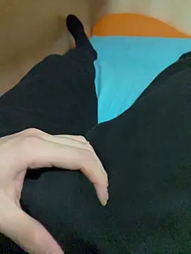 Dvddd online show from December 4, 2025, 1:53 pm