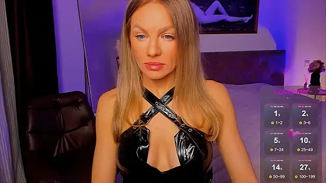 Oliva Candy online show from February 26, 2026, 11:26 pm